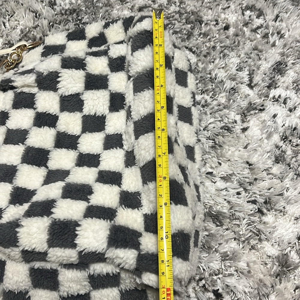 Fashion Bug Black and White Checkered Women's Bag - Picture 9 of 10